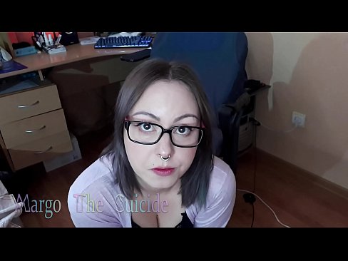 ❤️ Suíonn Cailín Sexy le Gloiní Dildo go domhain ar an gCeamara Porn bhaile ag ga.rexporn-com.ru ☑