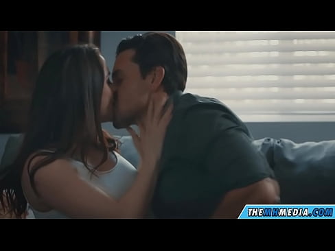 ❤️ Gnéas rómánsúil le mamaí busty maith Porn bhaile ag ga.rexporn-com.ru ☑