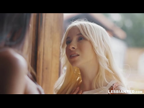 ❤️ Tagann an cailín abhaile cúpla mí ina dhiaidh sin agus itheann sí pussy a leasmham Porn bhaile  ag ga.rexporn-com.ru ☑